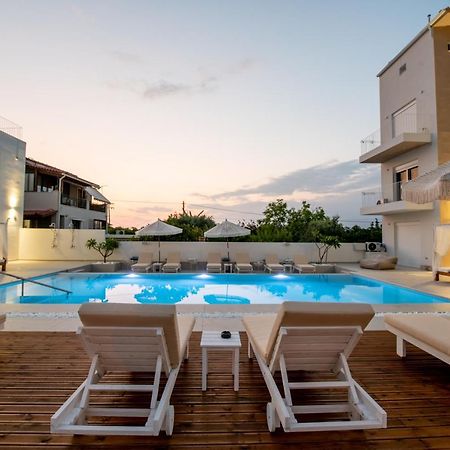 Flámbouras Ennea Suites-Storm Suite מראה חיצוני תמונה